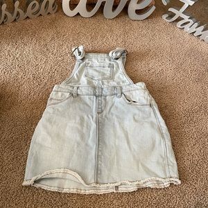 Girls Old Navy denim skirt
